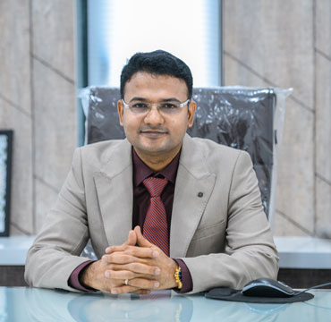 Dr. Anoop Khandelwal